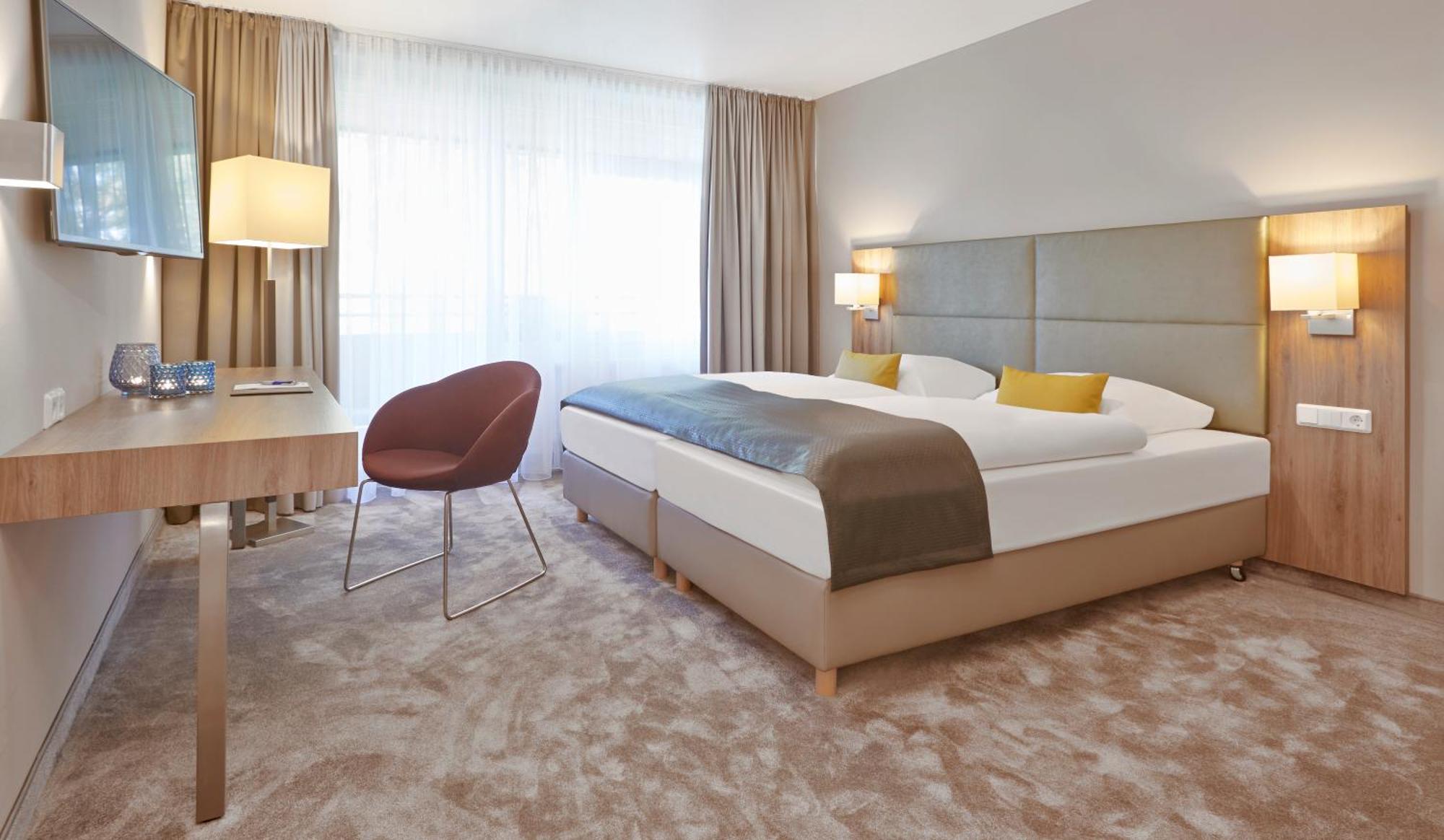 Upstalsboom Parkhotel เอมเดน ภายนอก รูปภาพ
