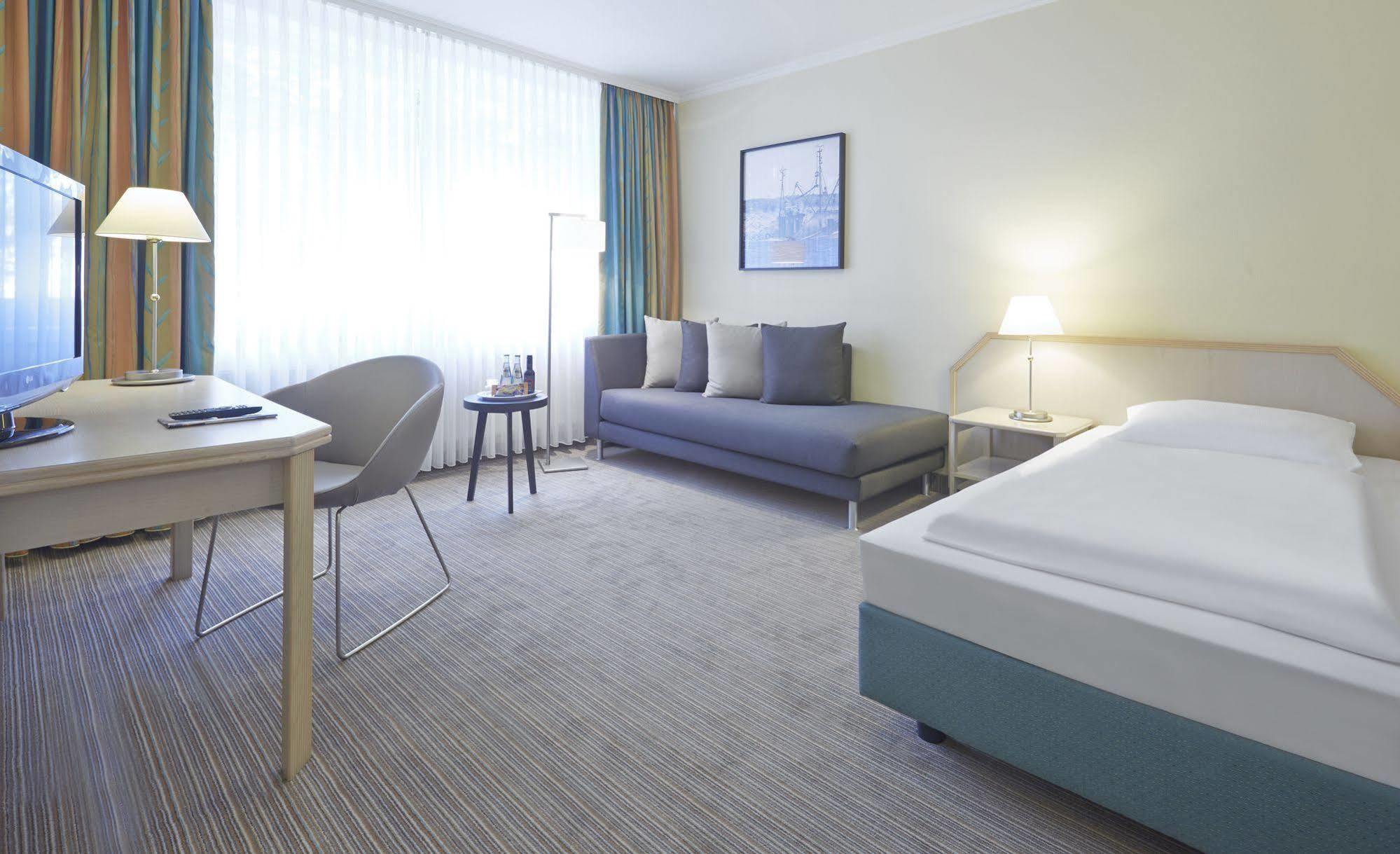 Upstalsboom Parkhotel เอมเดน ภายนอก รูปภาพ